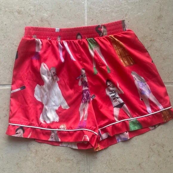 Taylor Swift Satin Pajama Bottoms with Elastic Waste - Picture 5 of 6